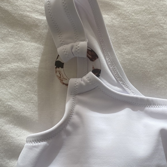 Bathing suit - Picture 4 of 4